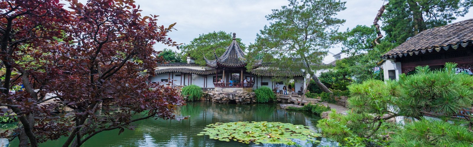 Best Time to Visit Suzhou: From Garden Blooms to Golden Water Towns