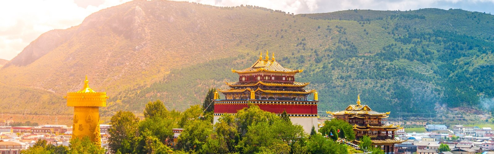 Shangri-La Travel Guide 2026: Itinerary, Best Times, Attractions