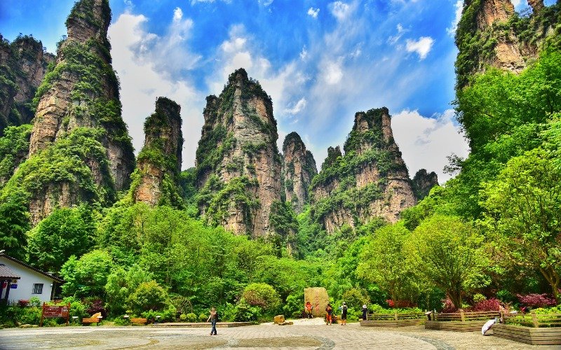 Changsha-Zhangjiajie High-Speed Trains 