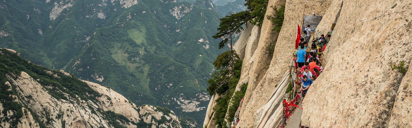  How to Visit Huashan Mountain (Visiting Routes, Best Time)