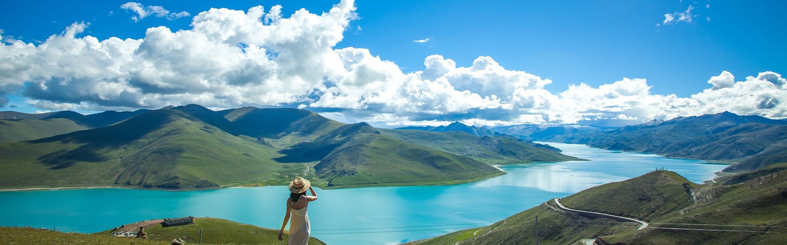 Yamdrok Lake Travel Guide: Best Views, Itineraries & Tips